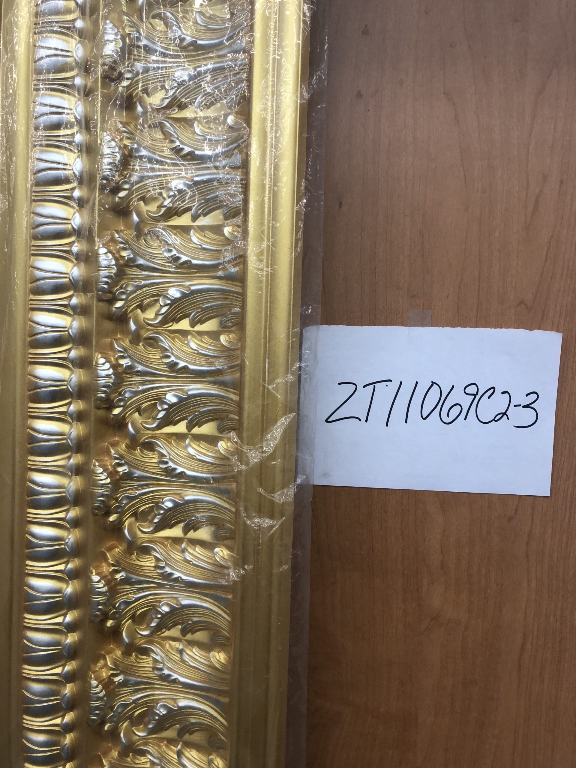 Zeta Gilded Gold Leaf Crown Poly Molding 7-1/2" x 94" main image