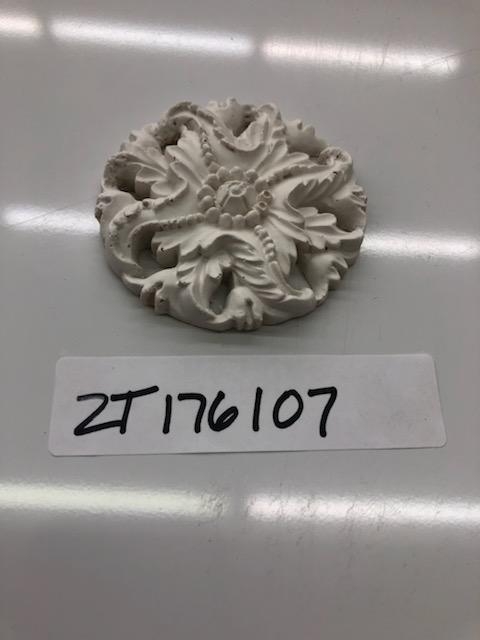 Zeta 3-1/8" Round Decorative Ornament Poly Applique-image