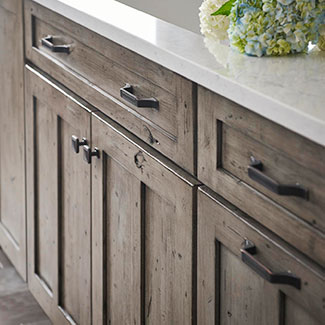 Yorktowne Cabinetry - Iconic Series - cabinet detail